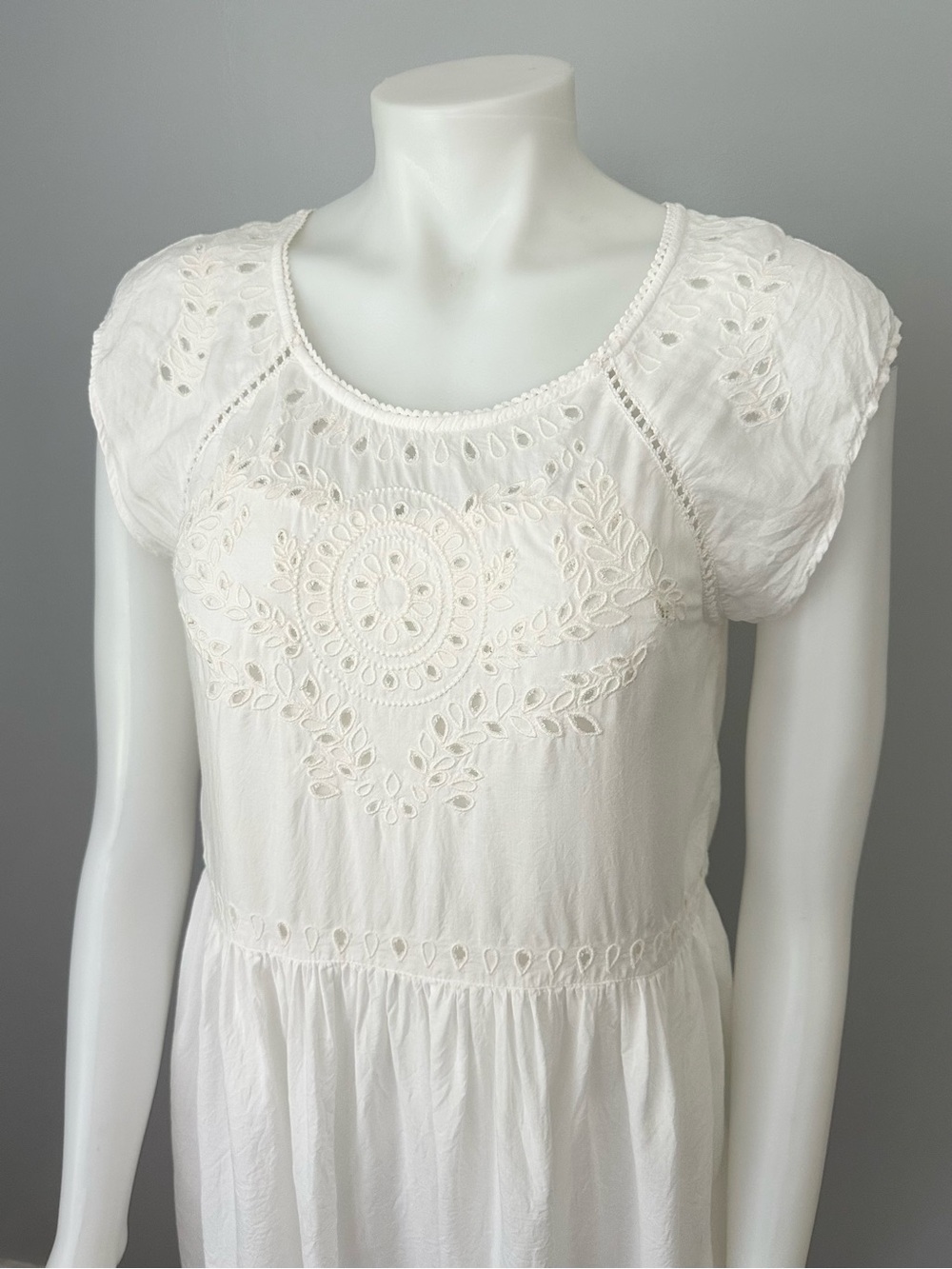 White Eyelet Cap Sleeve Summer Lightweight Dress - Boho / Vacation